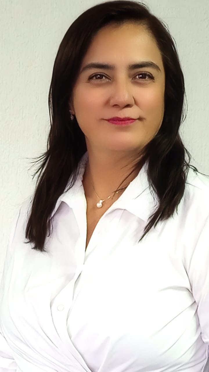 Dra. María Elena López de la Vega